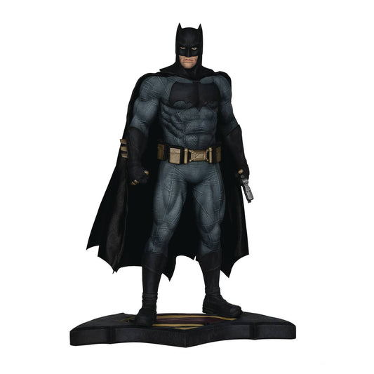 DC DIRECT MOVIE SER BVS BATMAN V SUPERMAN STATUE (NET) (C: 1