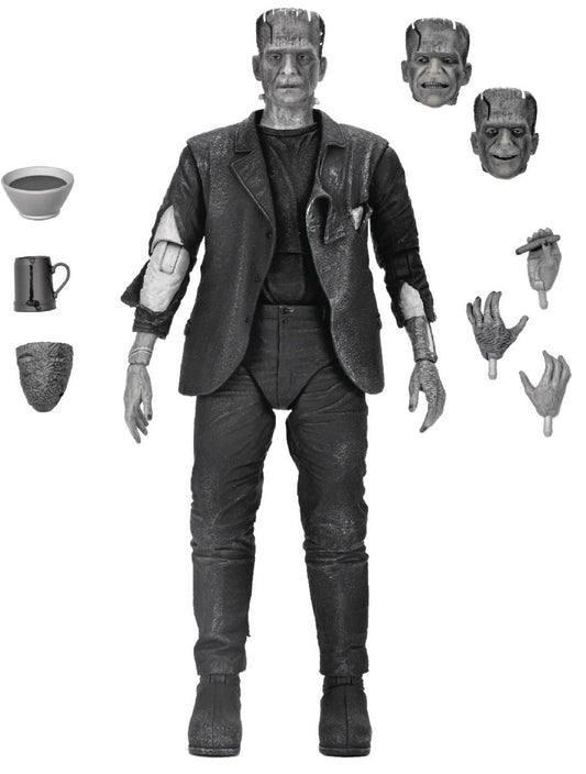 UNIVERSAL MONSTERS ULT BOF FRANKENSTEINS MONSTER B&W 7IN AF