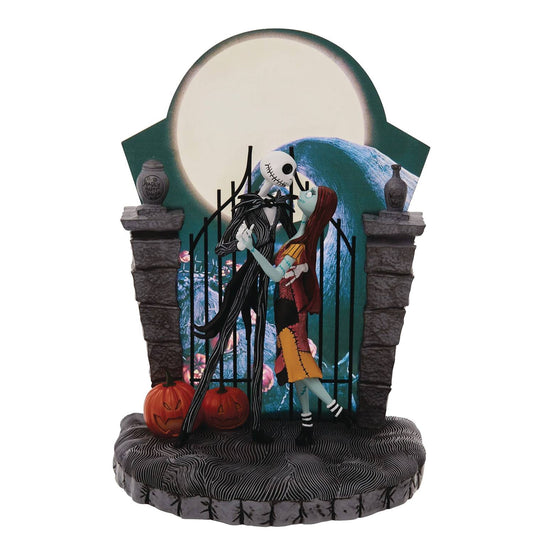 DISNEY SHOWCASE NIGHTMARE BEFORE CHRISTMAS 9IN STATUE (NET)