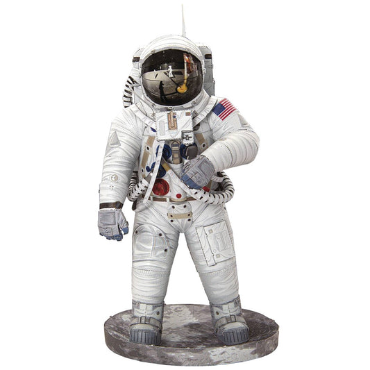 APOLLO 11 ASTRONAUT METAL MODEL KIT (NET) (C: 1-1-2)